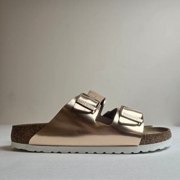 Birkenstock Arizona Size 40/L9/M7 Soft Footbed Metallic Copper Regular Fit - Picture 1 of 4